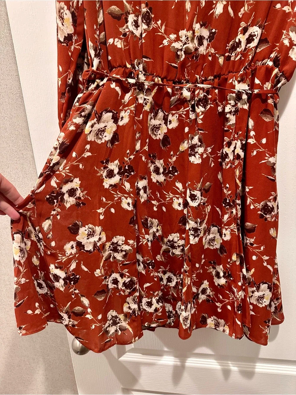 Emma & Michele - Beautiful Floral Dress with Tie Waist - Brand new!
